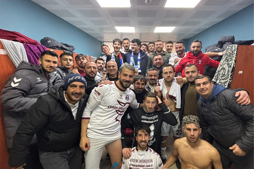 Boğalar, Sason engelini tek golle aştı:Çekim ‘Serhat Ardahansporu güzel günler bekliyor’