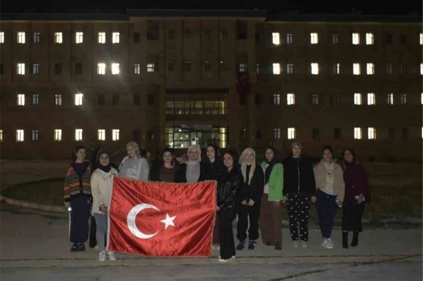 Dolmuş şoförleri Ardahan’ı ayağı kaldırdı!