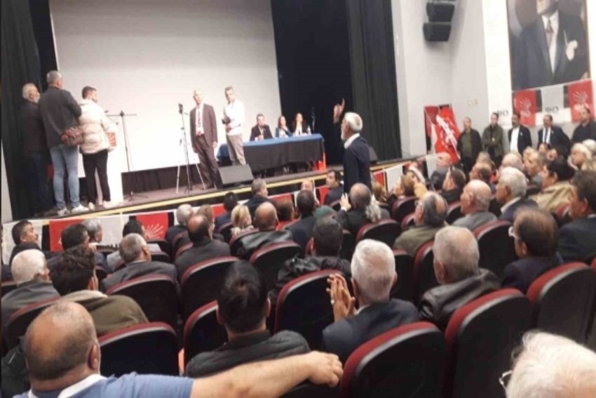 Faruk Demir, CHP Kars İl Kongresini karıştırdı