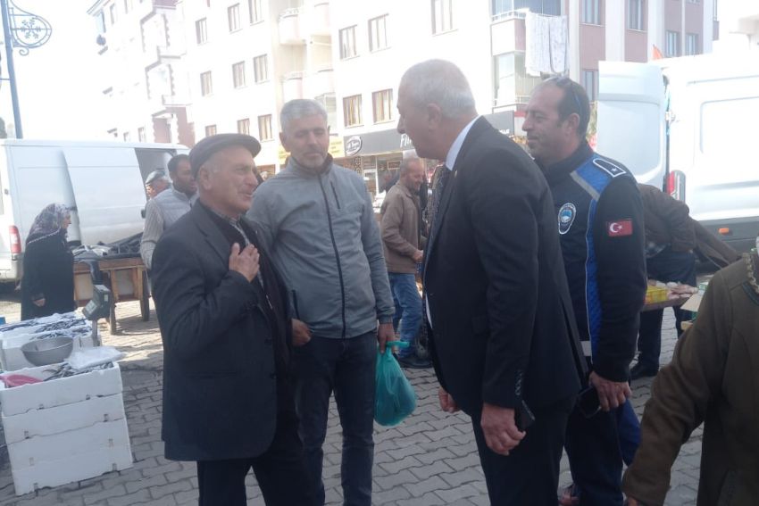 Göle Belediye Başkanı Budak esnafın derdini dinledi… Halkın geçim sıkıntısına kulak verdi