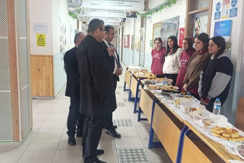 Lise öğrencilerinden Gazze’ye anlamlı destek