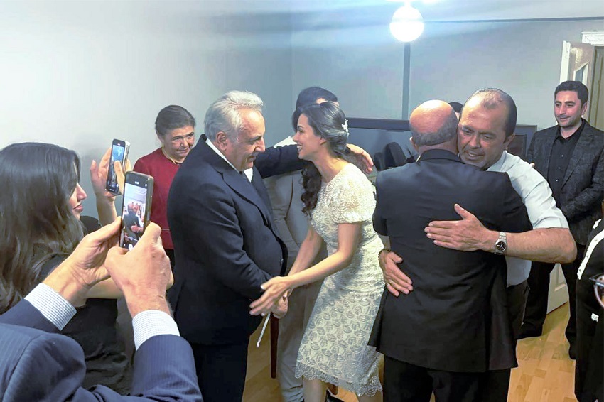 Saffet Kaya kız istedi: Aydın ve Demirer Ailelerinin Mutluluklarına Ortak oldu