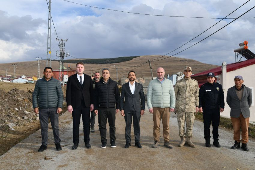 Vali Çiçek, köy yollarını denetledi