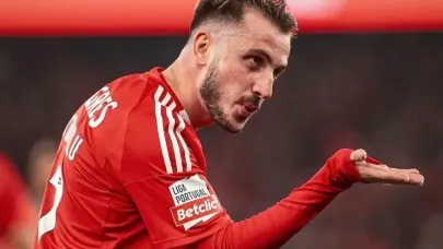Kerem Aktürkoğlu'nun Fenerbahçe stadında izlediği maçın fotoğrafı paylaşıldı! İşte o kare